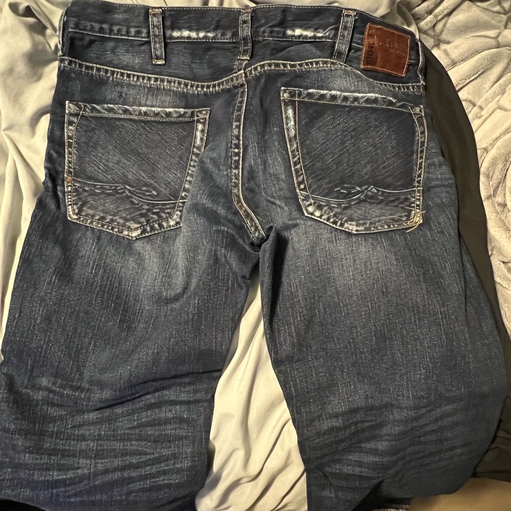 Men’s Distressed Silver Jeans size 38